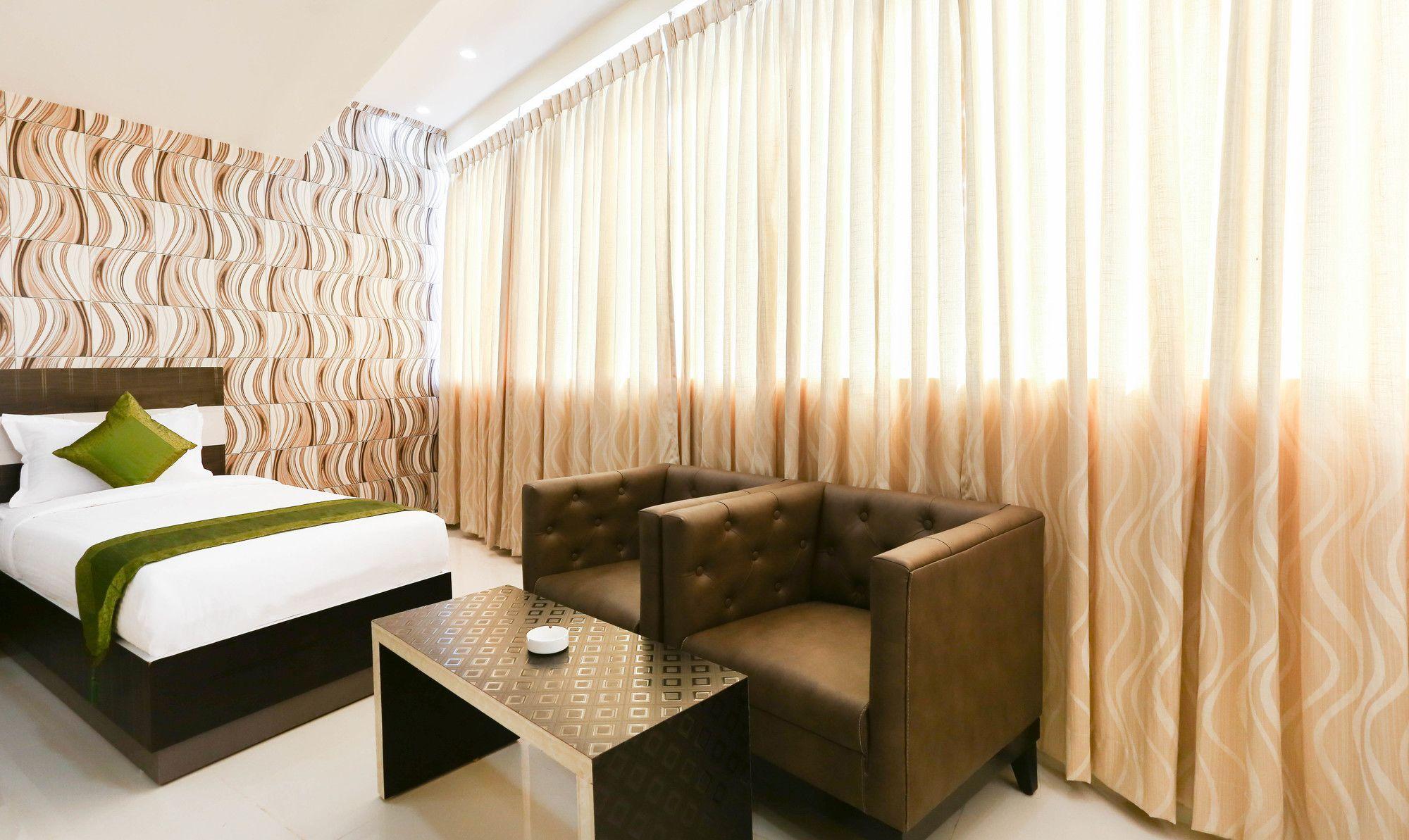 העיר בנגלור Fabhotel Rotano Suites - Yelahanka מראה חיצוני תמונה