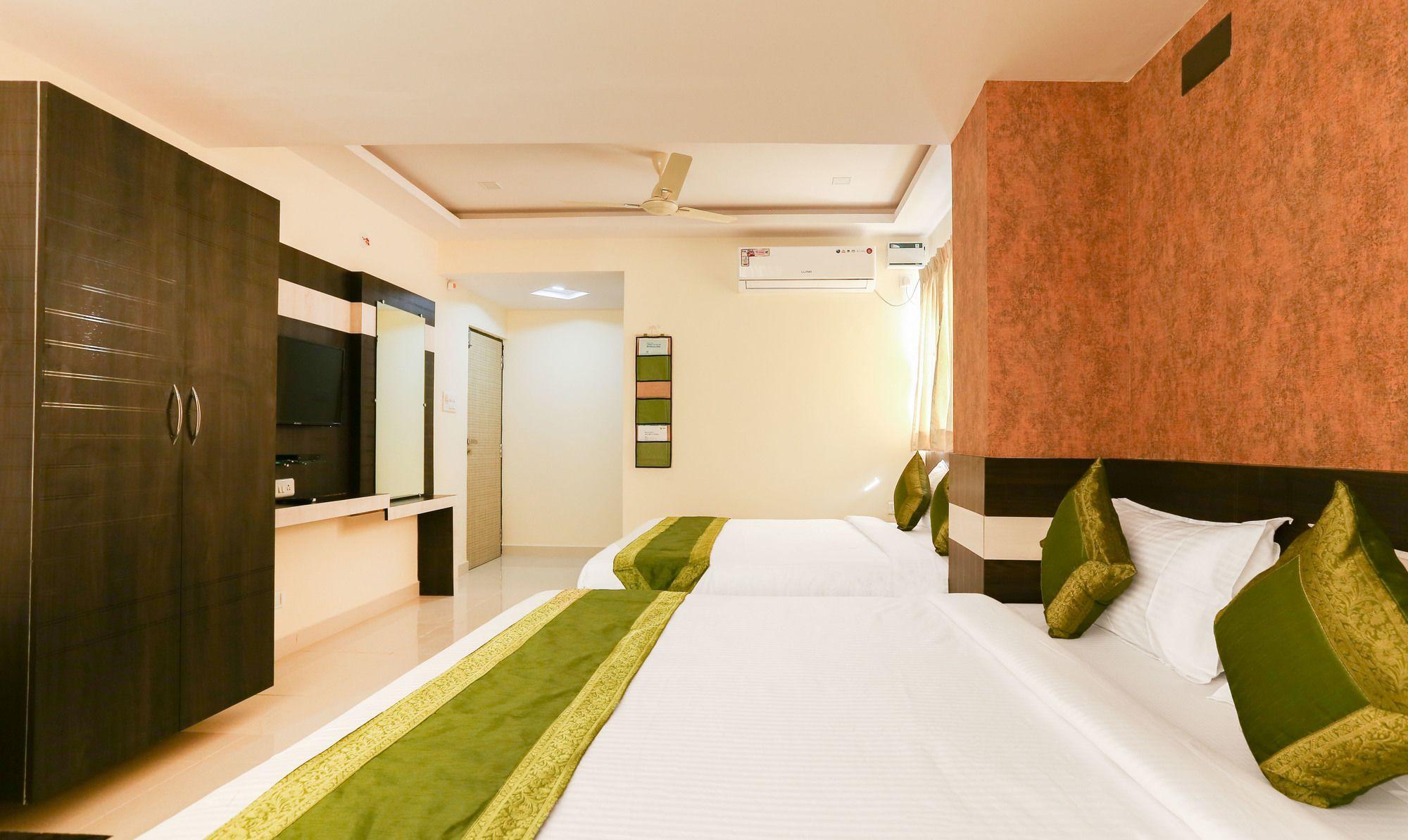 העיר בנגלור Fabhotel Rotano Suites - Yelahanka מראה חיצוני תמונה