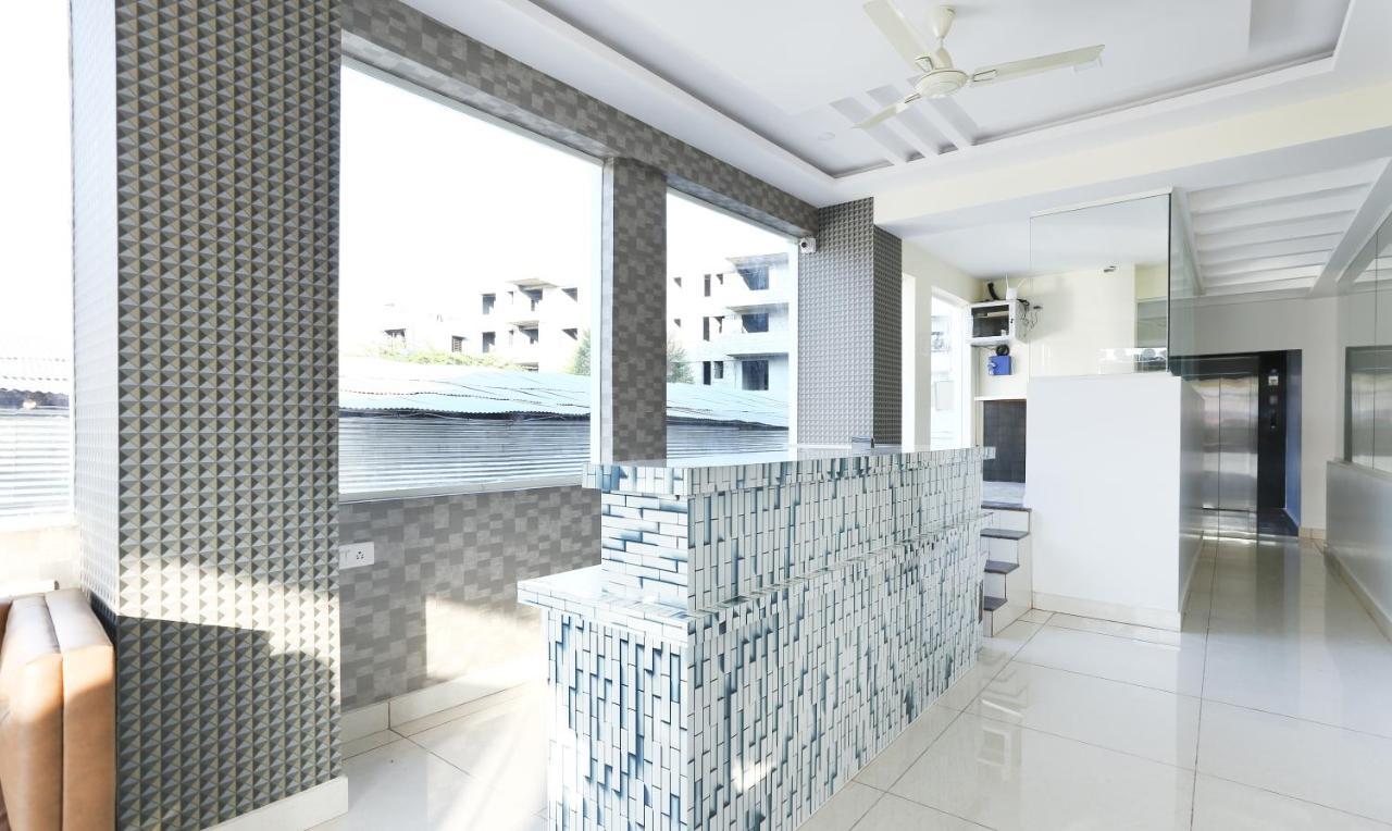 העיר בנגלור Fabhotel Rotano Suites - Yelahanka מראה חיצוני תמונה
