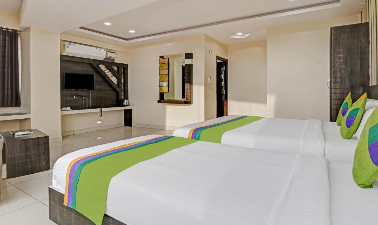 העיר בנגלור Fabhotel Rotano Suites - Yelahanka מראה חיצוני תמונה