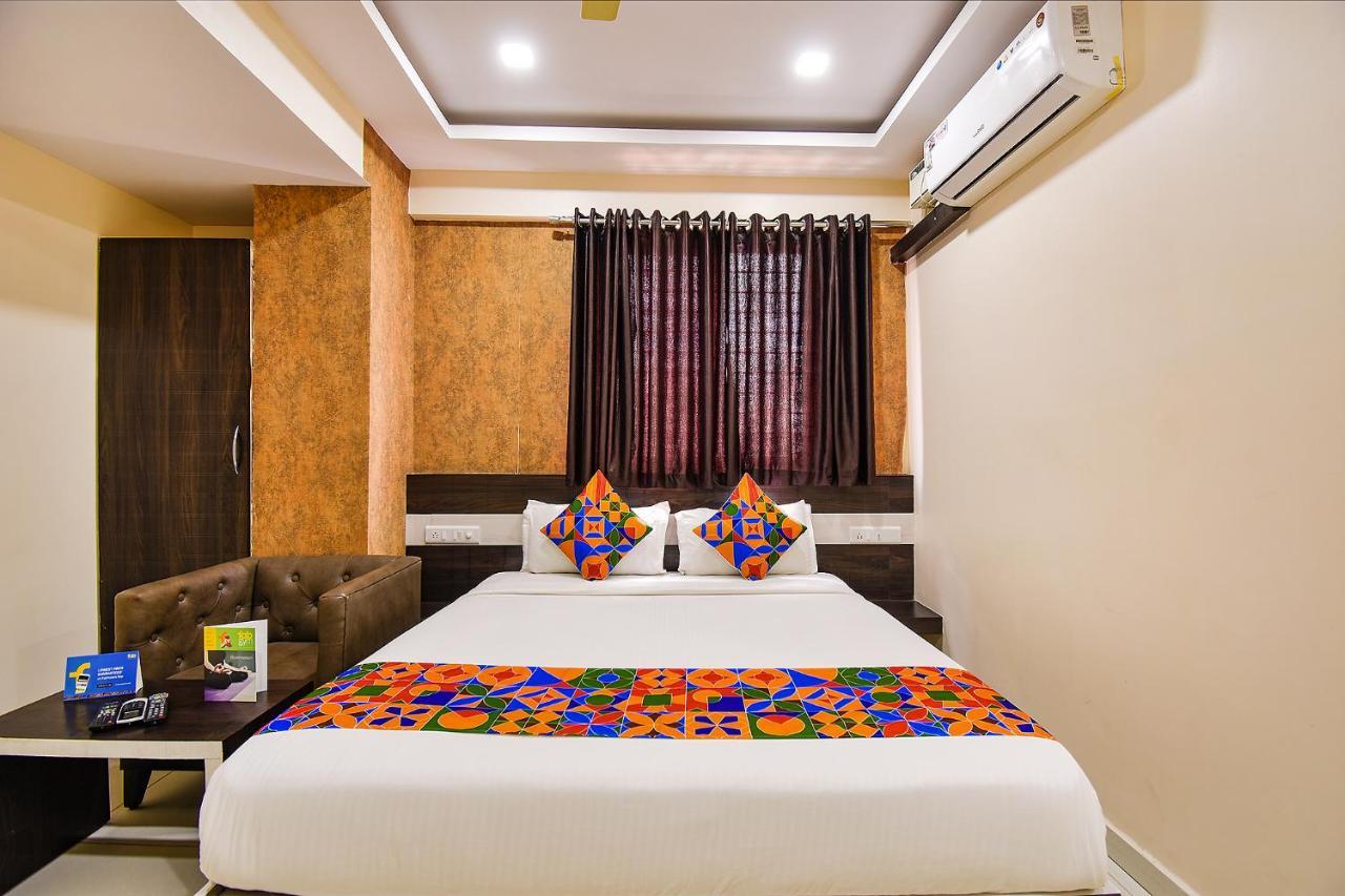 העיר בנגלור Fabhotel Rotano Suites - Yelahanka מראה חיצוני תמונה
