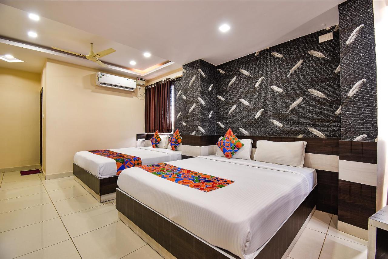 העיר בנגלור Fabhotel Rotano Suites - Yelahanka מראה חיצוני תמונה